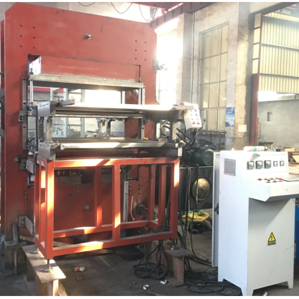 Heat Exchange Seal Ring Vulcanizing Machine with Uniform Temperature Heating Plate Fast Clamping Speed and Thickened Drag Plate