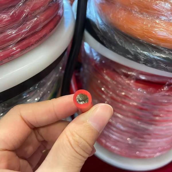 200C High Temperature 600V Rated Voltage Super Soft Silicone Battery Cable for Energy Storage Systems