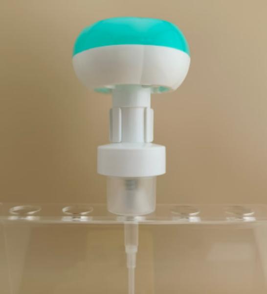 Nice Design Cyan Plastic Flower Shape Foam Pump for Children's Hand Sanitizer Bottles