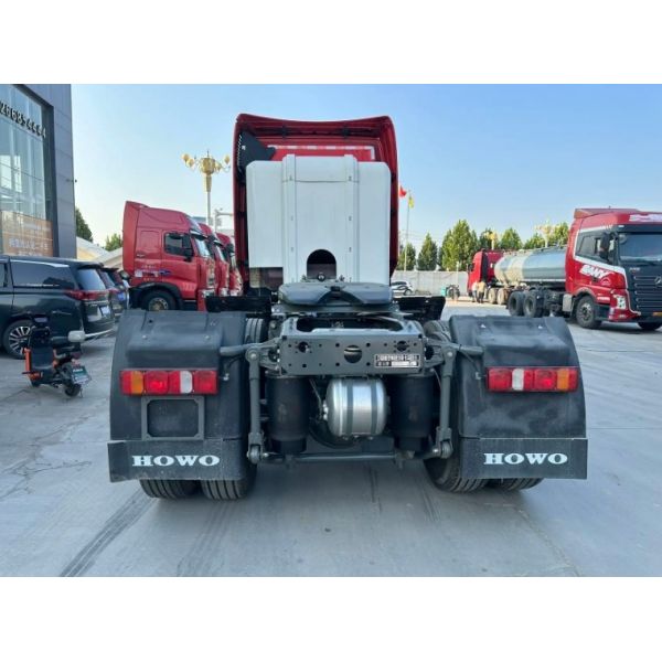 New Siontruk HOWO SITRAK CNG LNG Tractor Head 460hp 510HP 550HP 6X4 Tractor Trucks