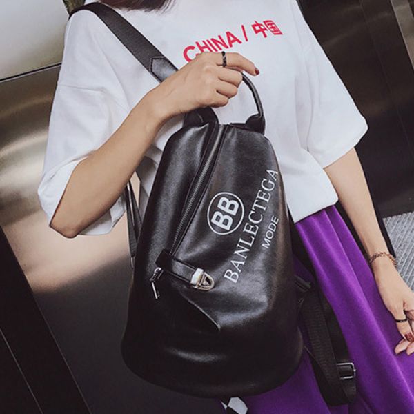 Shoulder bag female 2018 new fashion Joker student leisure small backpack fairy bag