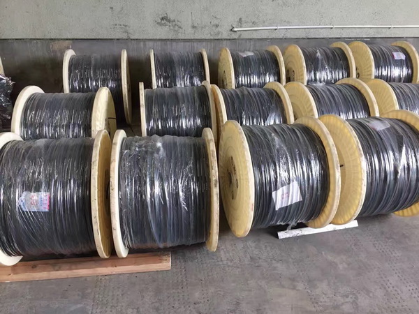 Cabo solar núcleo preto da cor do único, cabo resistente do núcleo da luz solar 4mm único