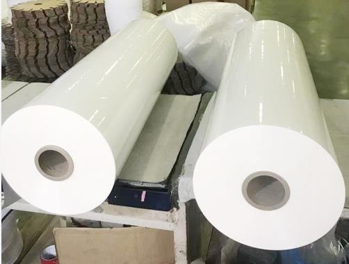 Термоматовая пленка для ламинирования - это идеальное решение для индивидуальной упаковки продуктов питания