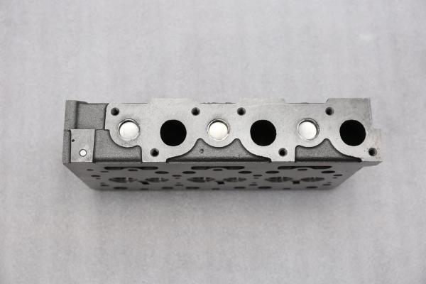 1G790-03043 Kubota Engine Head Model D1105 Casting Cylinder Head