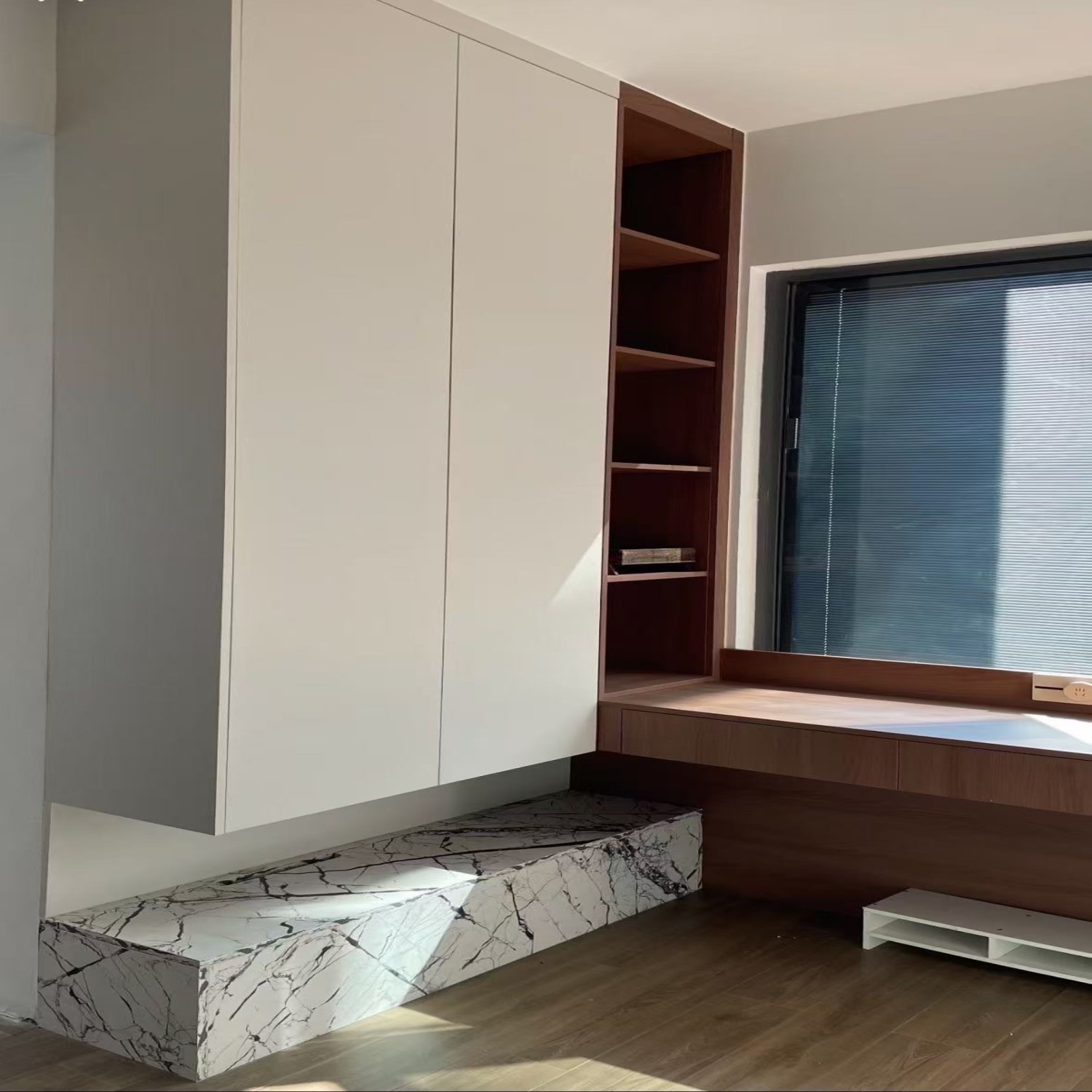 Modern Minimalist Wood‑Grain Whole‑House Custom Cabinetry 
