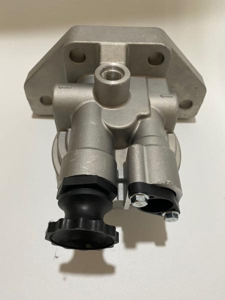 Komatsu Diesel Engine 600-319-5610 Fuel Water Filter Head With Pump