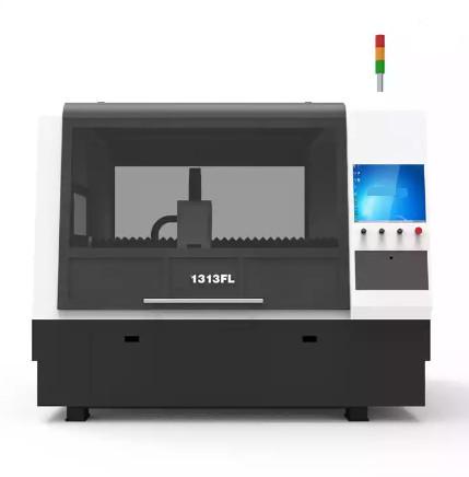 cortador do metal da tampa completa de 750w Mini Fiber Laser Cutting Machine 1500w 1313FL