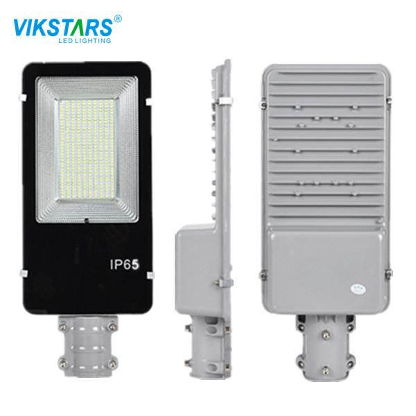 Outdoor LED Solar Powered Street Lamp 100W 200W Waterproof 150 Lm / W High Lumen