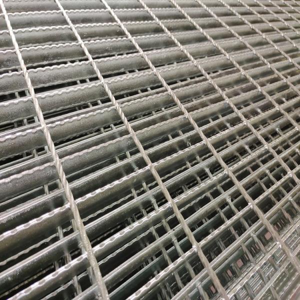 Prova de aço industrial da oxidação da raspagem da passagem dos trabalhadores