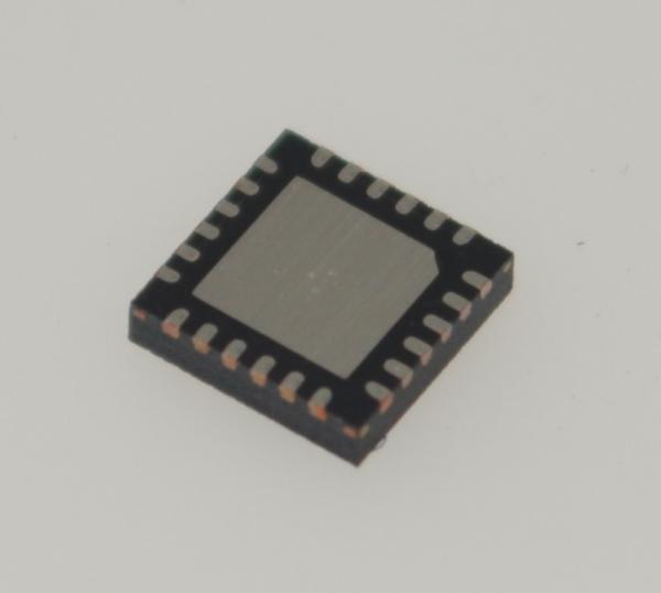 Precisión ADS8634SRGER 16-bit Resolución 4-Ch Entrada de energía ultrabaja Comunicación SPI 2.7-5.5V Suministro en el chip Compacto de referencia 24-QFN para aplicaciones industriales