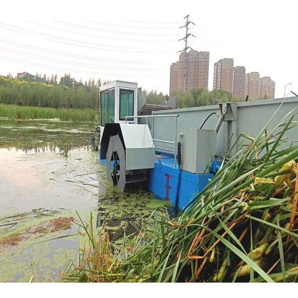 Full Automatic Hydraulic Control Lake Weed Harvester Used in River