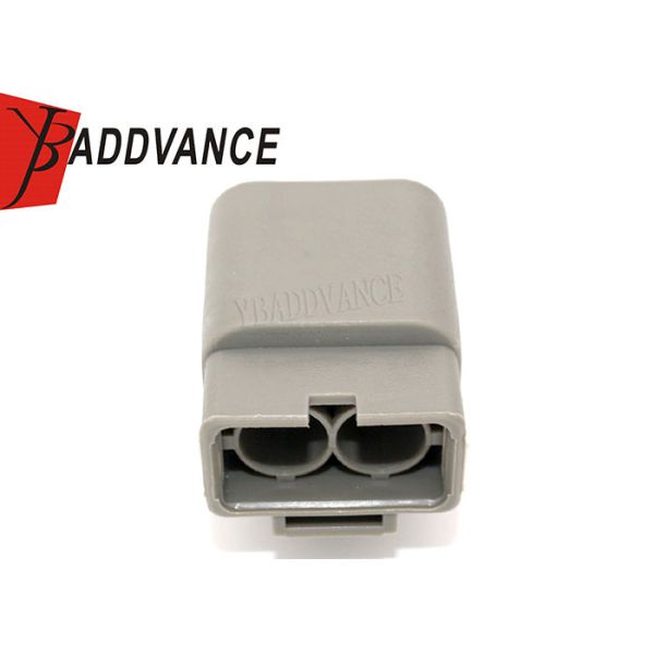 Гнездовой разъем насоса для подачи топлива Пин соединителей 2 топливного бака на Ниссан 7223-1824-80