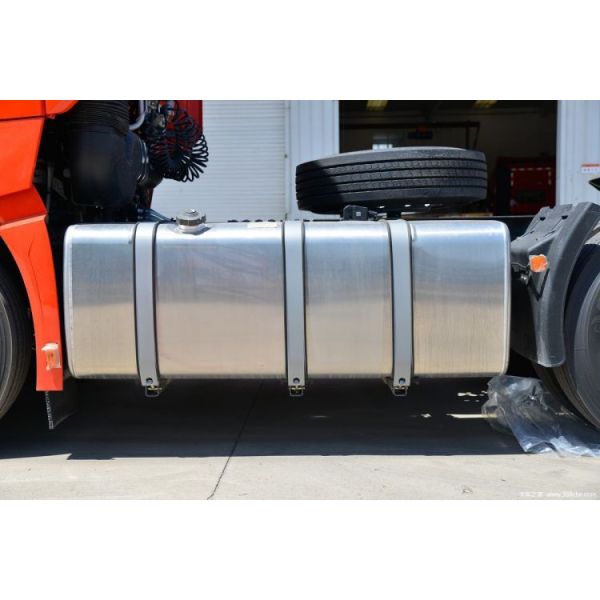 360° Rear Camera Equipped National Heavy Duty Truck HOWO TH7 480hp 6X4 Tractor Trucks