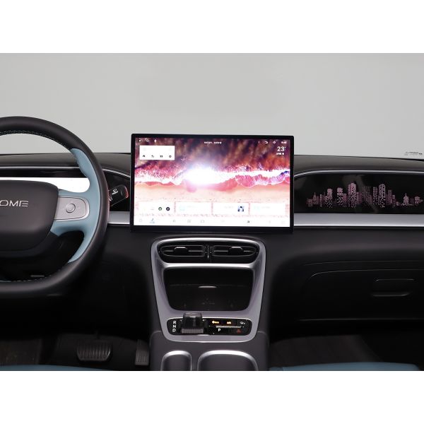 Geometry A electric car One-touch opening of the intelligent cockpit, the ultimate in luxury.