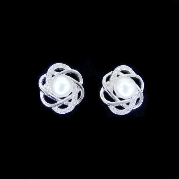 Korean Women Jewelry 925 Sterling Silver Stud Earrings / Natural Cultured Freshwater Pearl Earrings