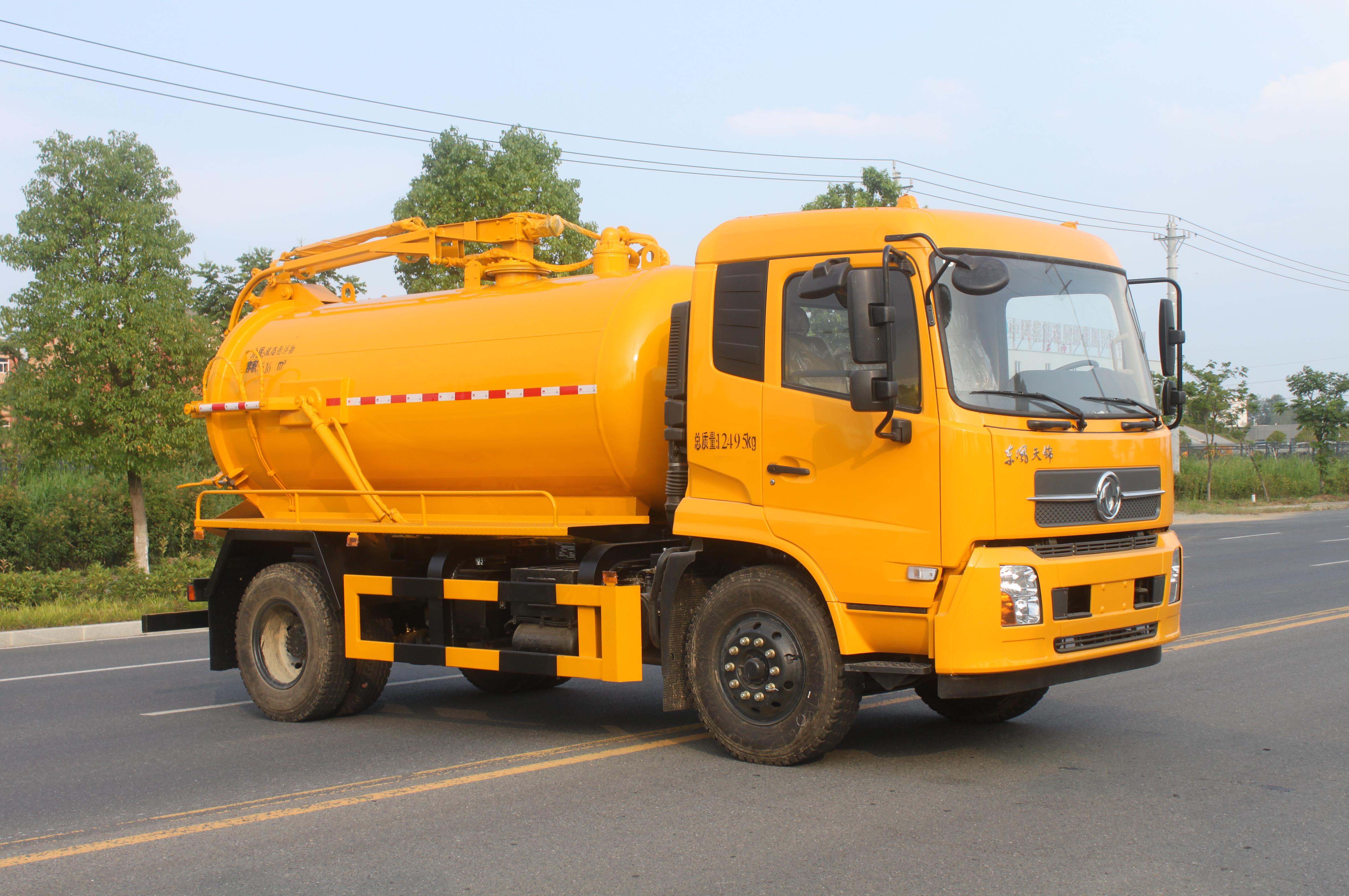 Dongfeng Guo5 Dorica Sewage Suction Truck The Perfect Combination of Euro 6 Emission Standard and Diesel Fuel