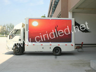 Commercial P8 Truck Mounted LED Display , LED Billboard Truck Full Color