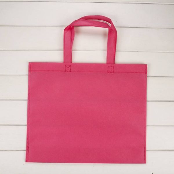 Водоустойчивая ткань 100% PP не сплетенная Breathable для сумок одежды упаковывая