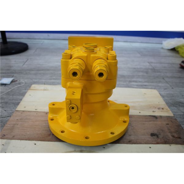 Excavator M2X63-16T R130-5 DH150-7 R150-7 Mini Excavator Swing Motor Assembly 401-00003  401-00003A