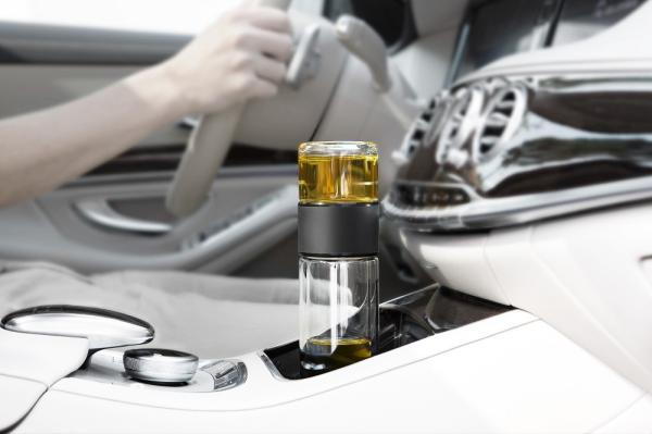 Clear Borosilicate Glass Water Filtration Pitcher Bottle Stainless Steel Infuser For Office
