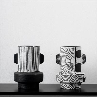 Home decor accessories mini small nordic ornament black ceramic vase modern home wedding decoration ceramic flower vases