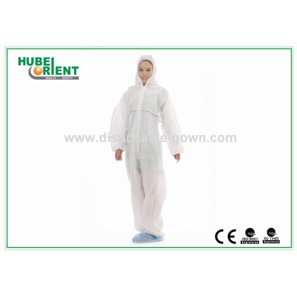 Мягкие долговечные одноразовые защитные комбинезоны Одежда для промышленности без капюшона/покрытия для ног