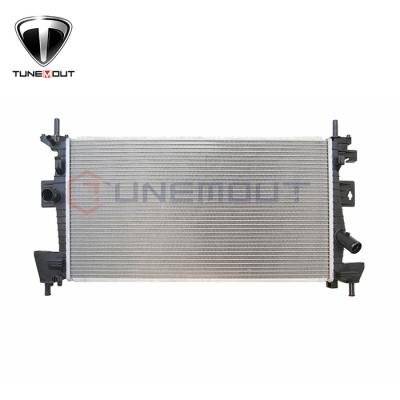 Radiador automático para Ford Focus III (CB8, CEW) '12-14/AT&MT/OEM 1705805 1727475 BV61-8005-AD BV618005AD