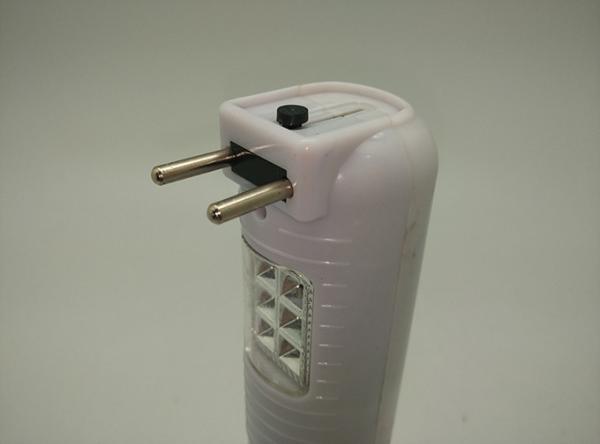 BN-4158S Electric Solar Power Rechargeable Green Head White Body Plastic LED Flashlight To