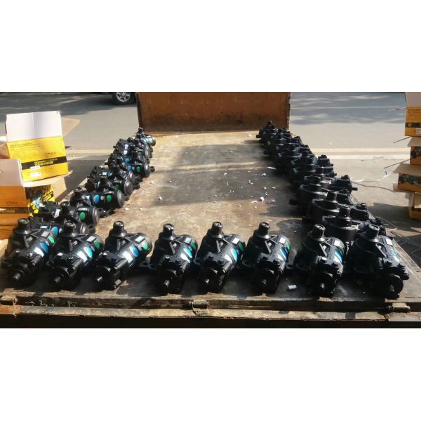 High-Quality Iron Material Oil Pressure Sensor for D12 D13 Truck with 6 Months Warranty 21634017