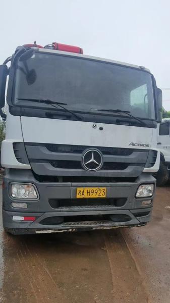 Utilisé 19 Année Sy 62 M Pompes de voiture Benz châssis pour vente spéciale Cylindre type de structure