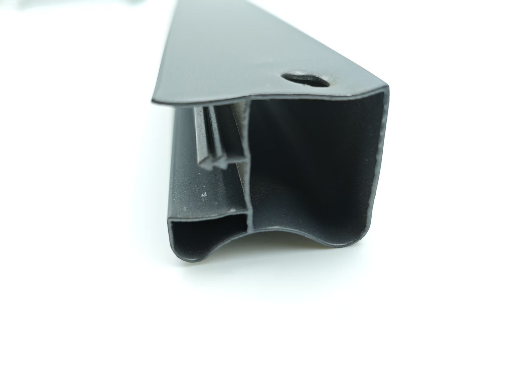 Customized aluminum profiles for sliding doors, extruded aluminum profiles, custom wholesale services.