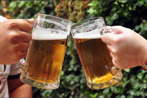 Traditional Glass Beer Mug 330ML Cool Beer Glasses Cylindrical