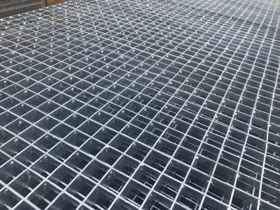 Tratamento de superfície galvanizado liso grating de aço de mergulho quente do fechamento feito sob encomenda da imprensa