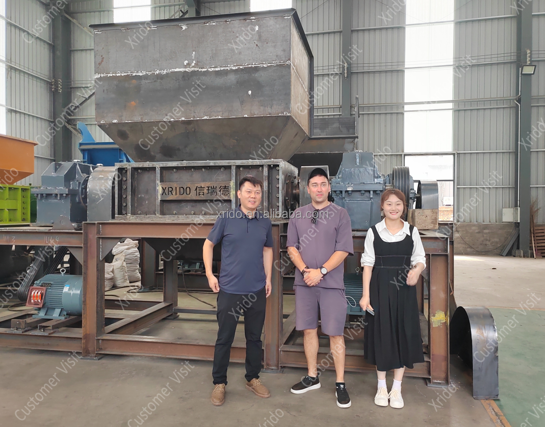 Precio de fábrica Triturador de plástico de doble eje para residuos de plástico planta de reciclaje Triturador de bloques de plástico