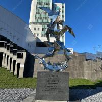 Mirror Polished Stainless Steel Monument Sculpture Flying Seagull And Fish Sculpture