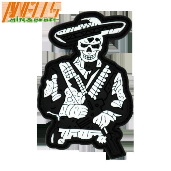 2D 3D Round Embossed PVC Logo Patch Pantone Color Endless Array