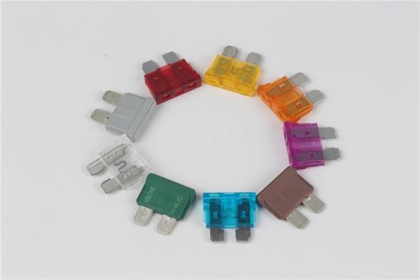 High Voltage Mini Auto Blade Fuses 40 Amp 32vdc Flat Type Pc
