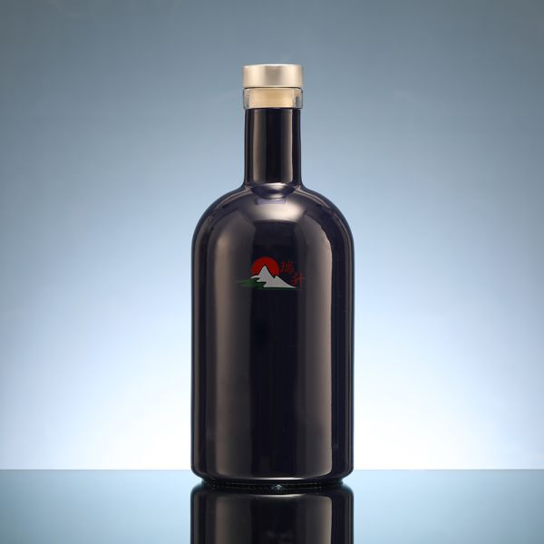 Custom Sized Glass Wine Bottles for Storing Whiskey and Wine in Super Flint Glass