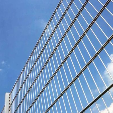 Standard Horizontal Double Wire Fence Panel For Added Strength And Stability