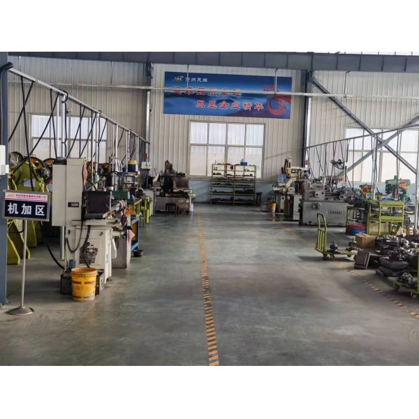 OEM Customized Size Zinc Plating Reusable Steel Crate Clips Metal Stamping Parts for Wooden Boxes