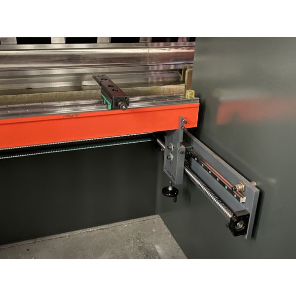 Economical Model WC67Y Hydraulic Press Brake 125T 3200MM E21 Controller NC Press Bending Machine