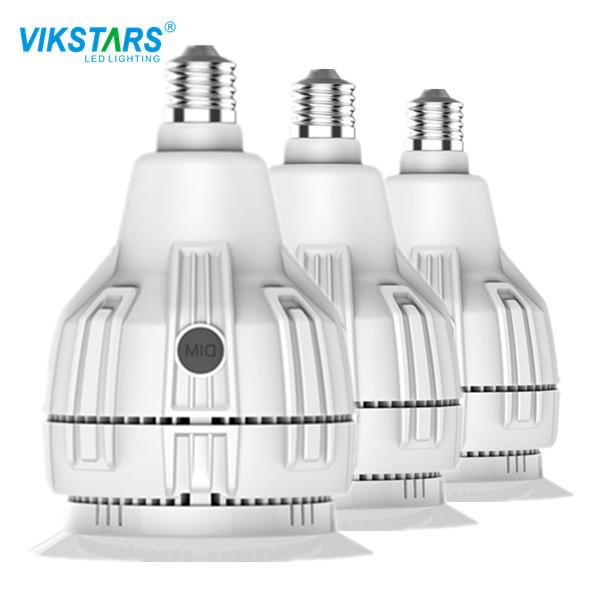 ampola lâmpada alta impermeável do diodo emissor de luz do lúmen de 135lm de poder superior 150W/W