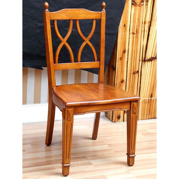 Classic Unique Antique Wooden Throne Chair Insect Prevention Eco Friendly