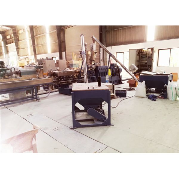 Low Noise Twin Screw Compounding Extruder , PP / PE Plastic Extrusion Machine