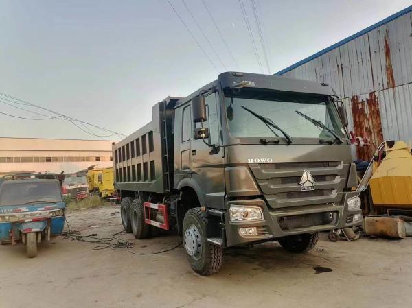 Veículo comercial Sinotruck HOWO 6*4 Caminhão de descarga Caminhão de segunda mão 10 pneus Cinza