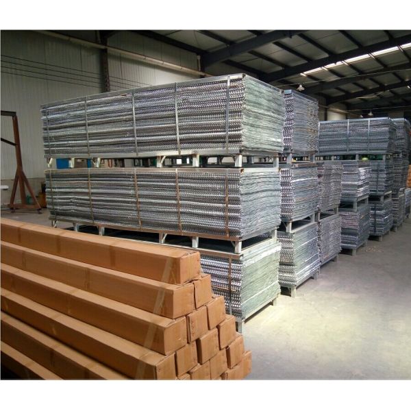 Low Carbon Steel Expanded Metal Mesh with Diamond Hole for Fence