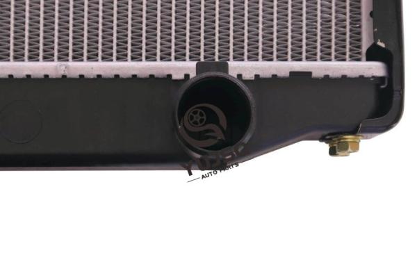 Radiateur à noyau en aluminium pour Toyota Land Cruiser 2016 OEM 1640017320