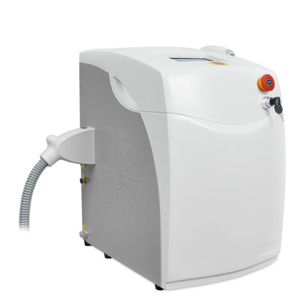 Máquina de remoção de pelos do corpo de diodo portátil de 808nm Máquina de remoção de pelos de diodo laser Máquina de epilhar Equipamento de beleza
