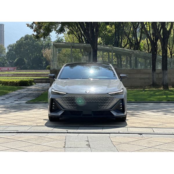 Used SUV Car Gasoline Cars Changan UNI-V 2022 1.5T Premium Edition