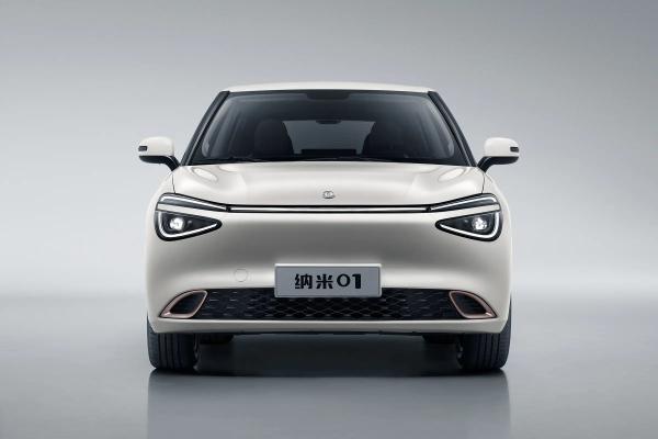 2024 Dongfeng Nami 01 330 Air EV Car Left Steering Electric Vehicle with Lithium Battery New Energy Technology
